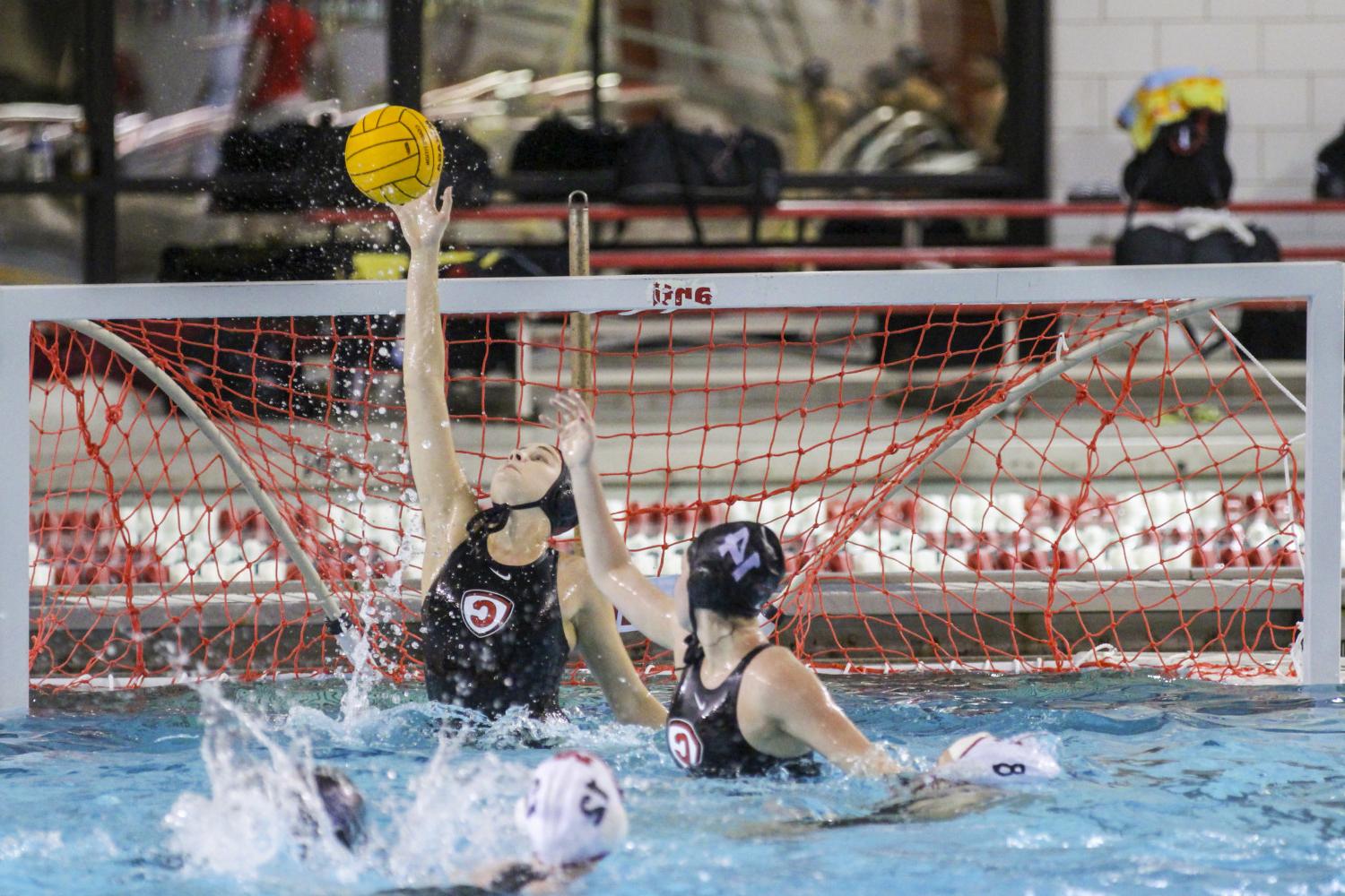 <a href='http://bkr3.philboardport.com'>BETVLCTOR伟德登录</a> student athletes compete in a water polo tournament on campus.